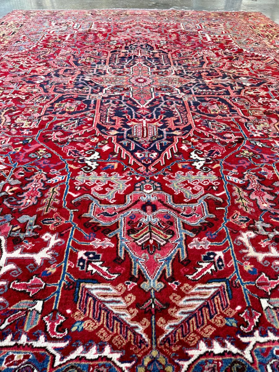 Persian Heriz Rug | 9' 5