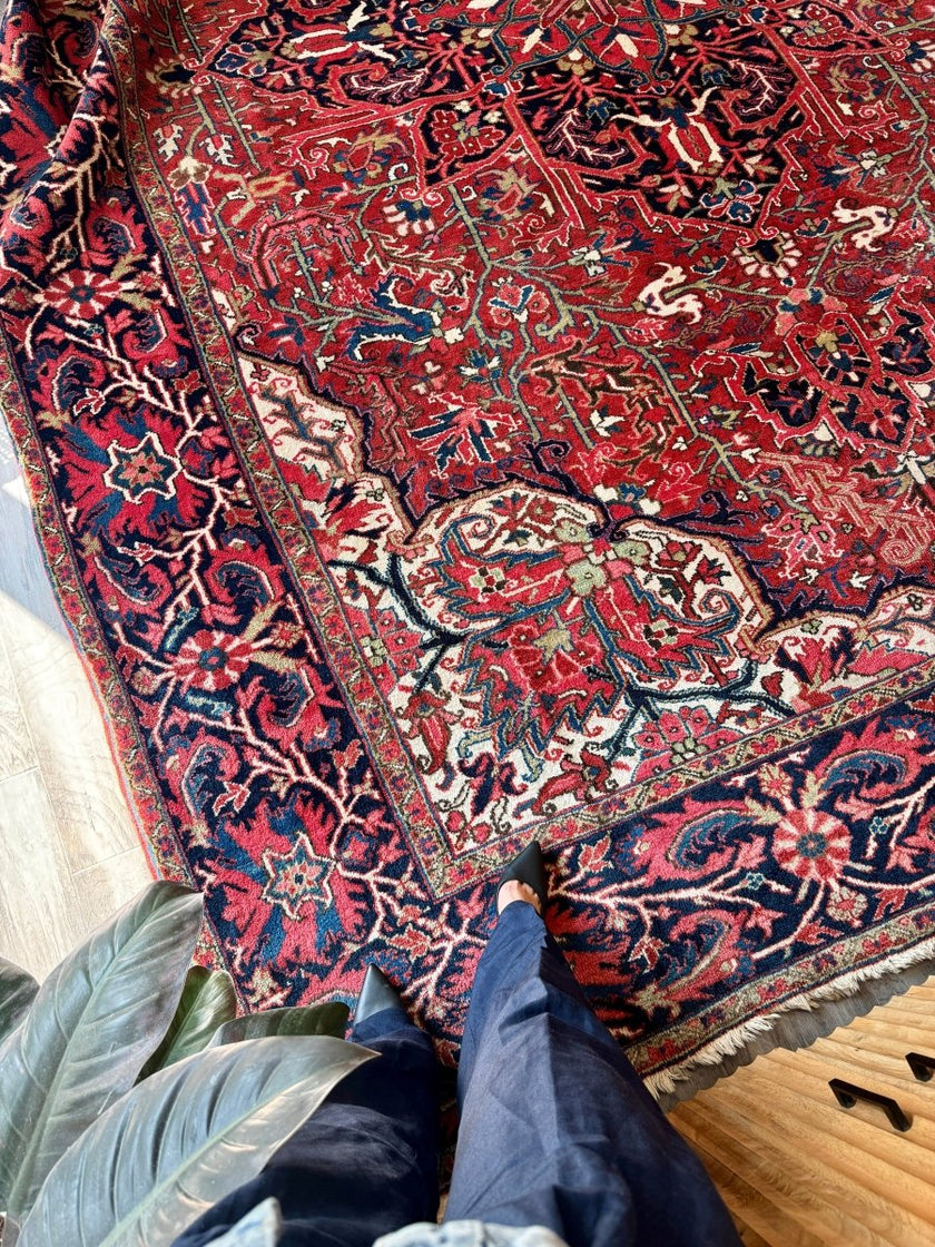 Persian Heriz Rug | 9' 8