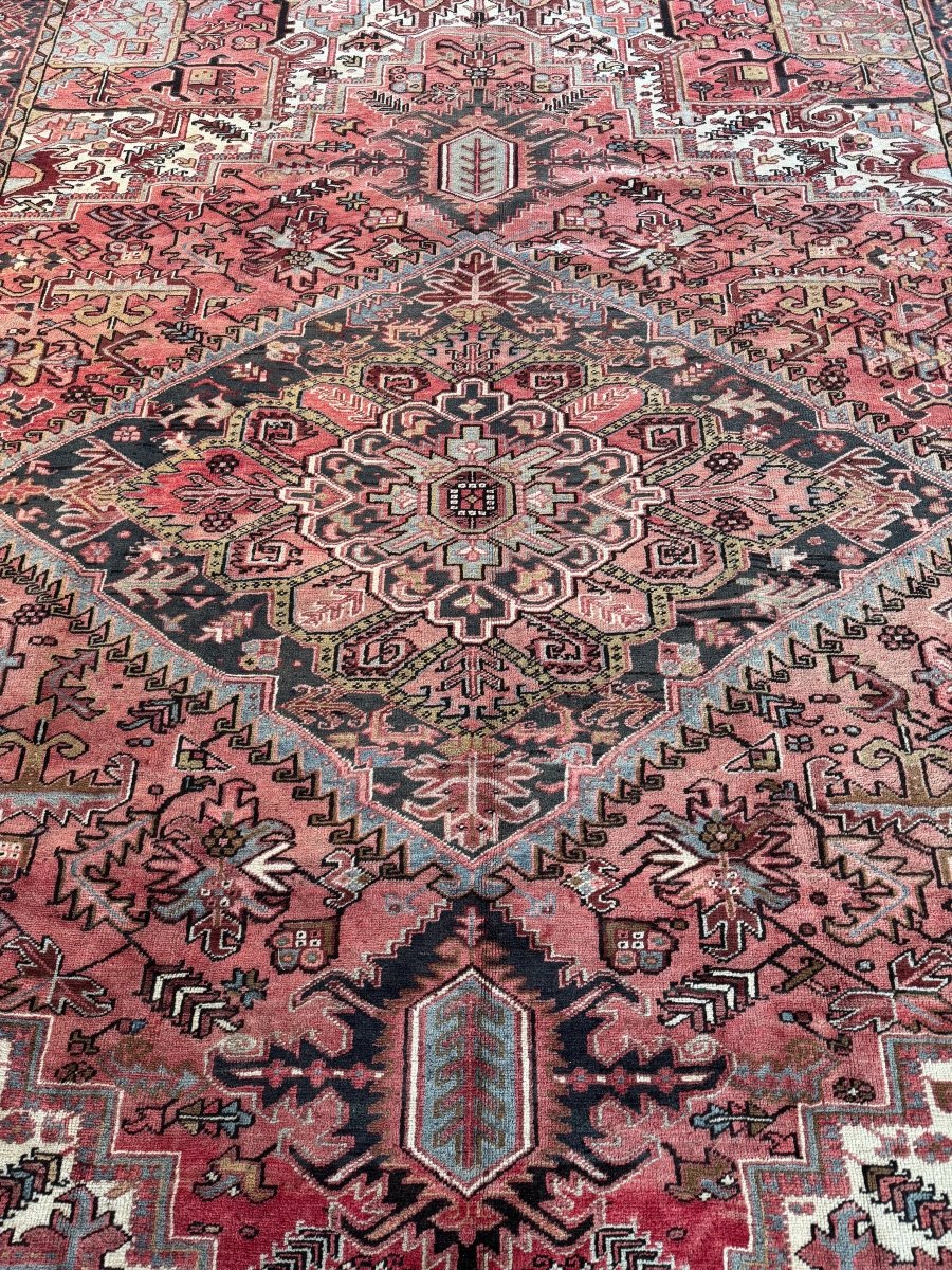 Persian Heriz Rug | 9' 8