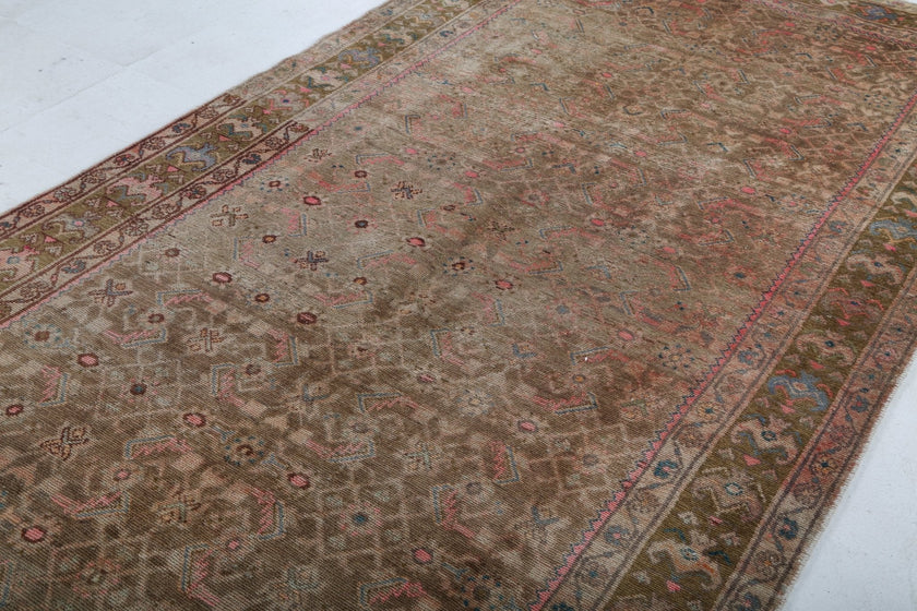 Persian Hosseinabad Rug | 5' 3