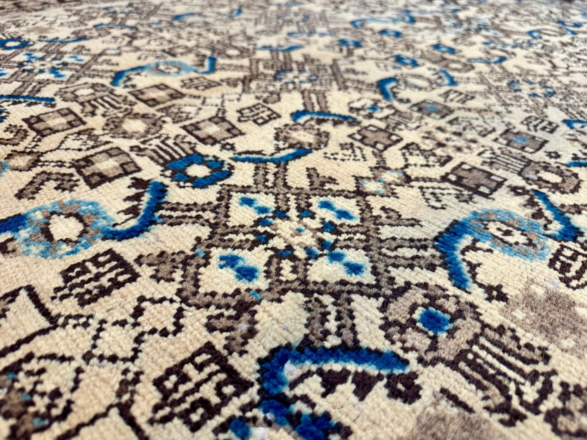 Persian Hosseinabad Runner Rug | 3' 8” x 10' 2