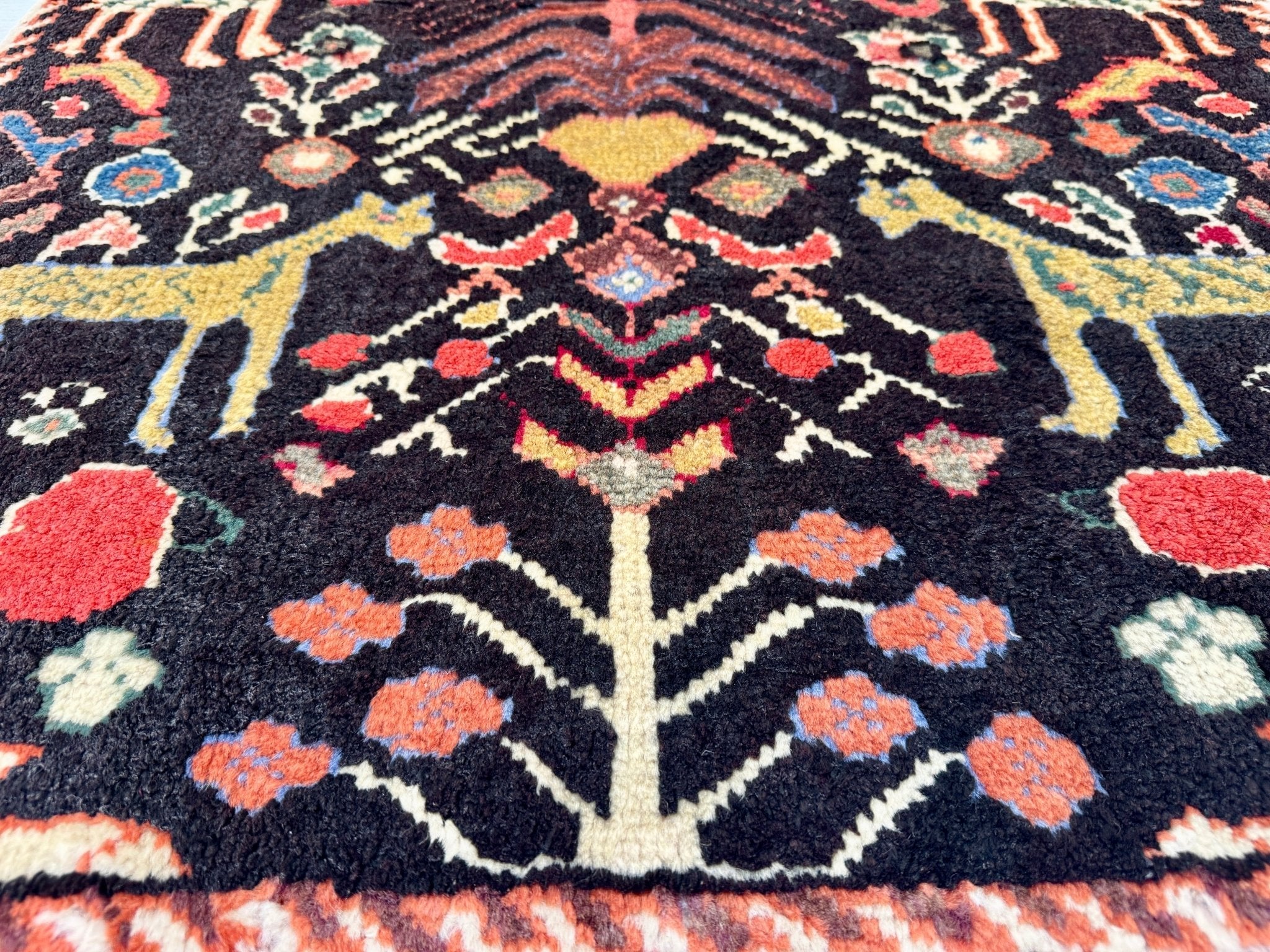 Persian Ilam Rug | 2' 6” x 3' 7