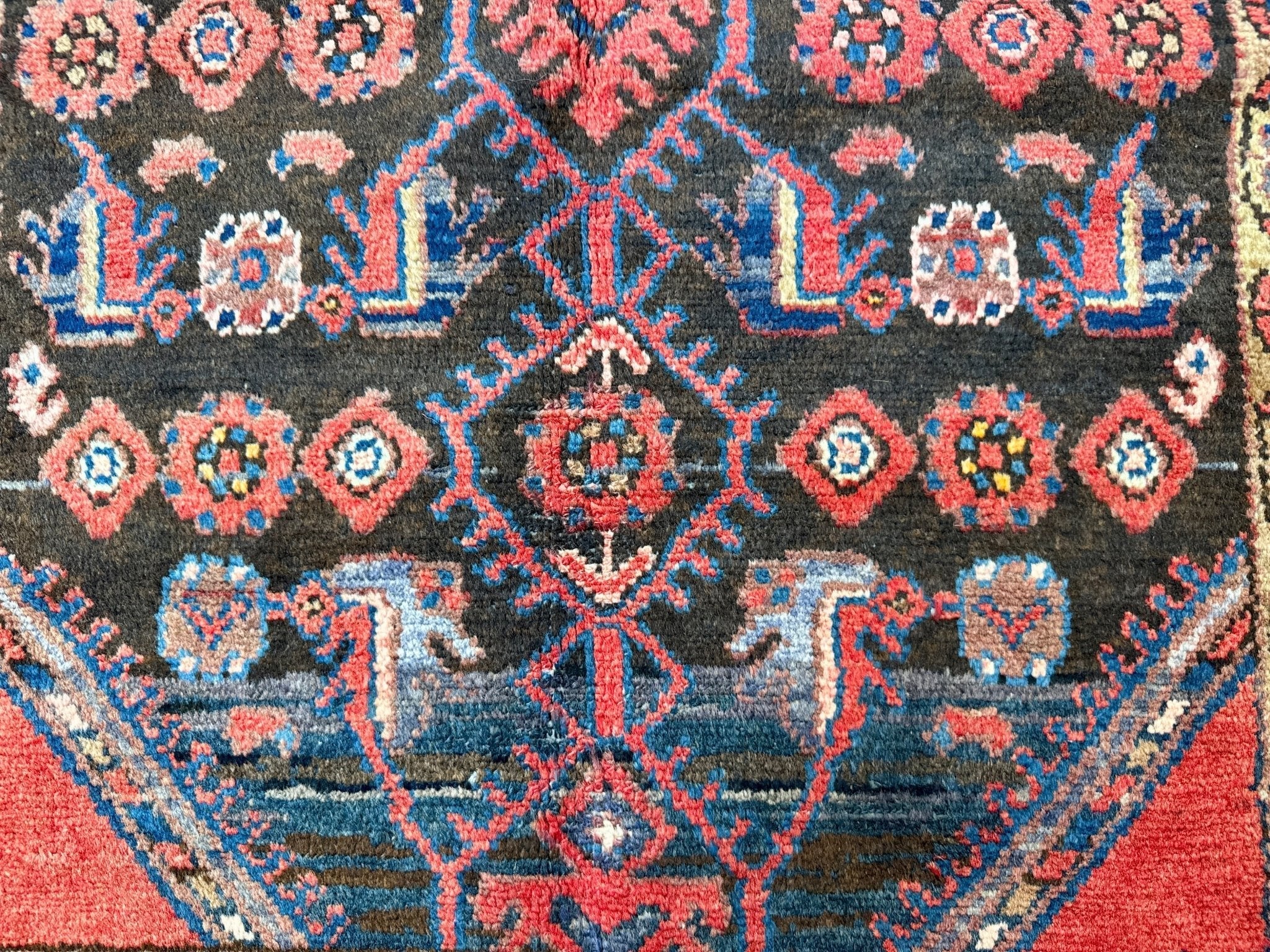 Persian Jozan Rug | 3' 5” x 4' 11