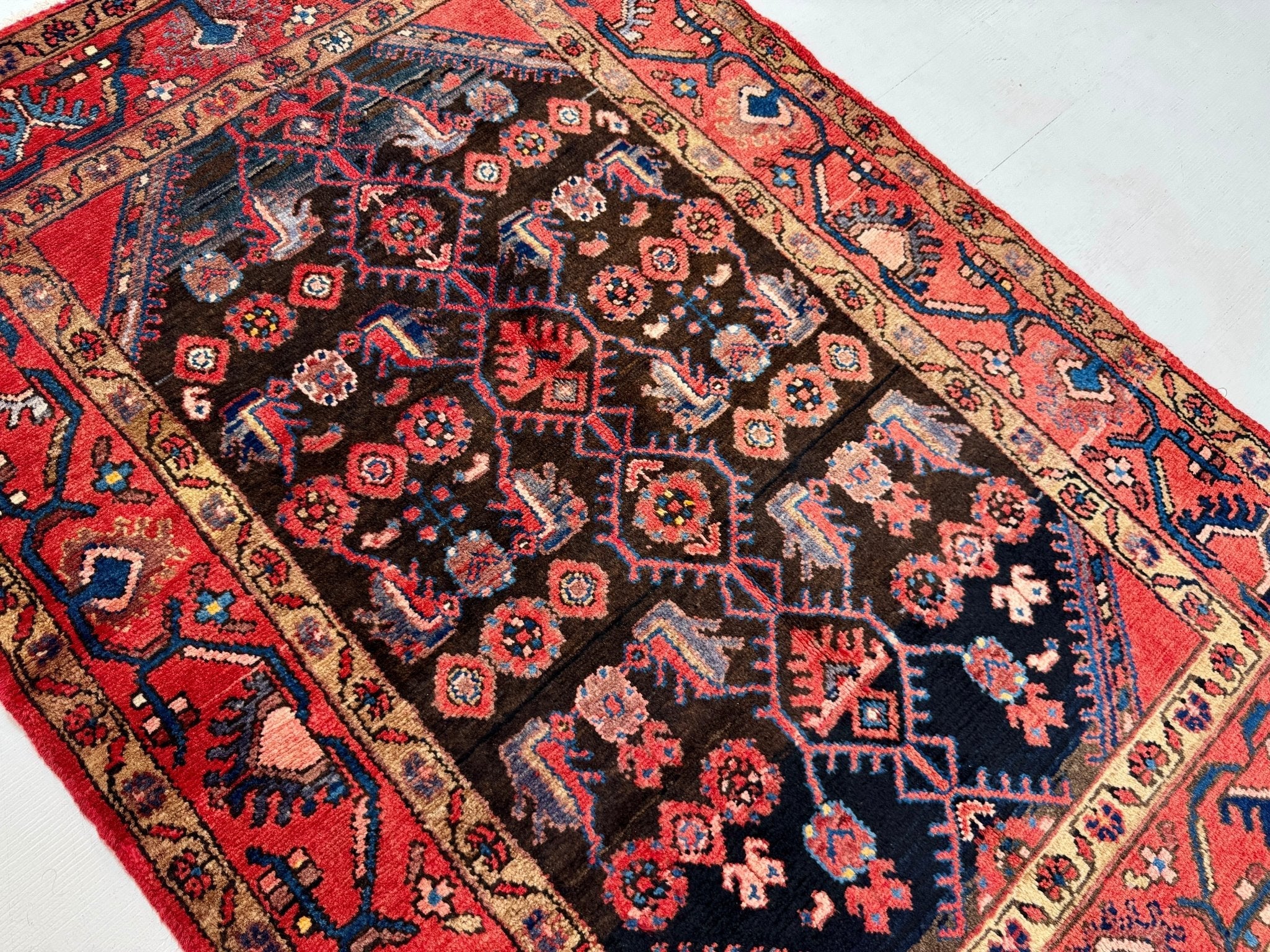 Persian Jozan Rug | 3' 5” x 4' 11