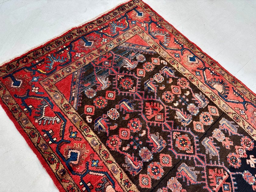Persian Jozan Rug | 3' 5” x 4' 11