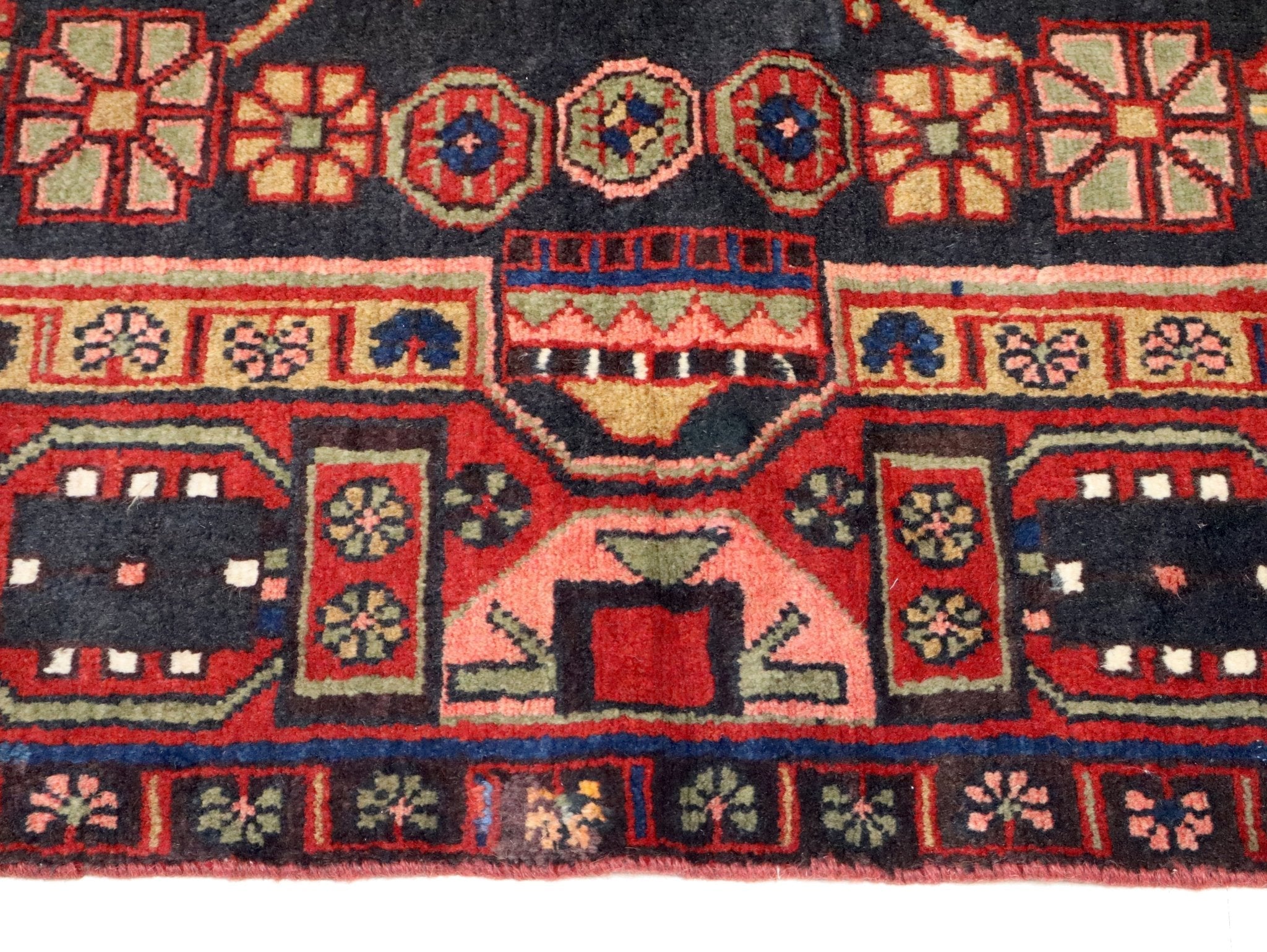 Persian Hamadan Rug | 3' 9” x 5' 3