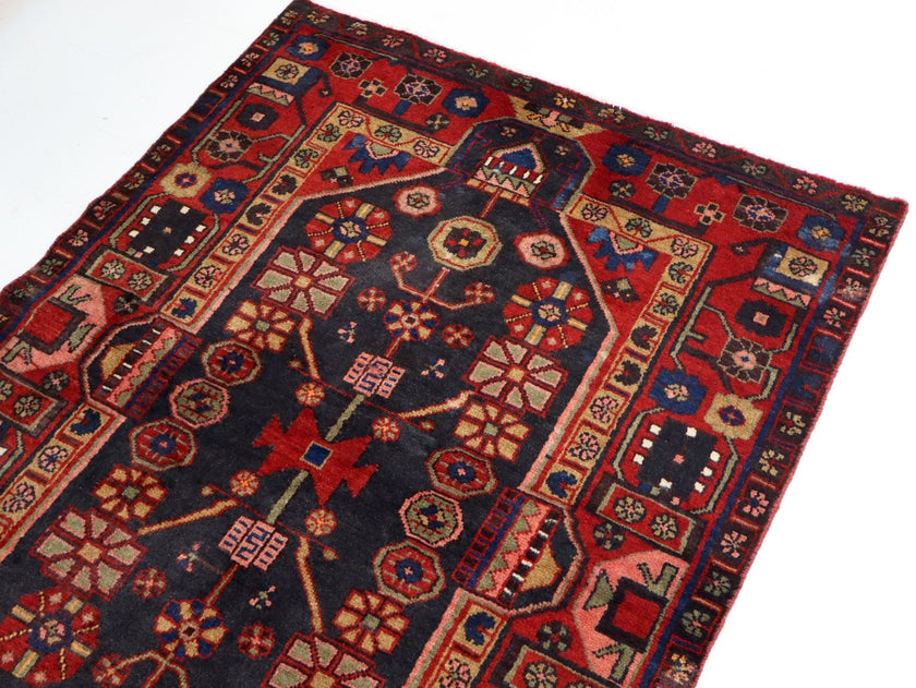Persian Hamadan Rug | 3' 9” x 5' 3