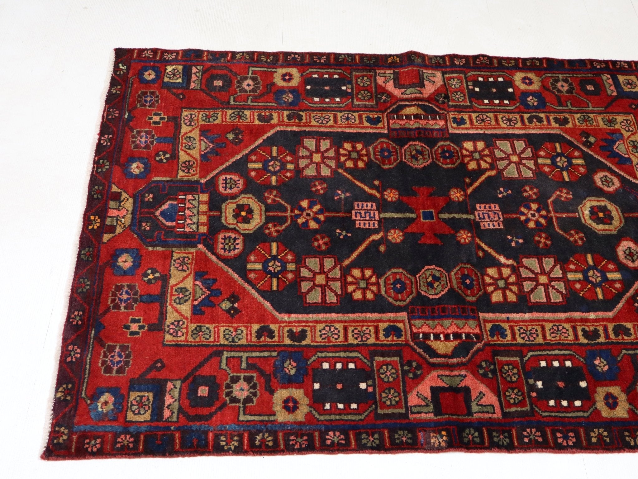 Persian Hamadan Rug | 3' 9” x 5' 3