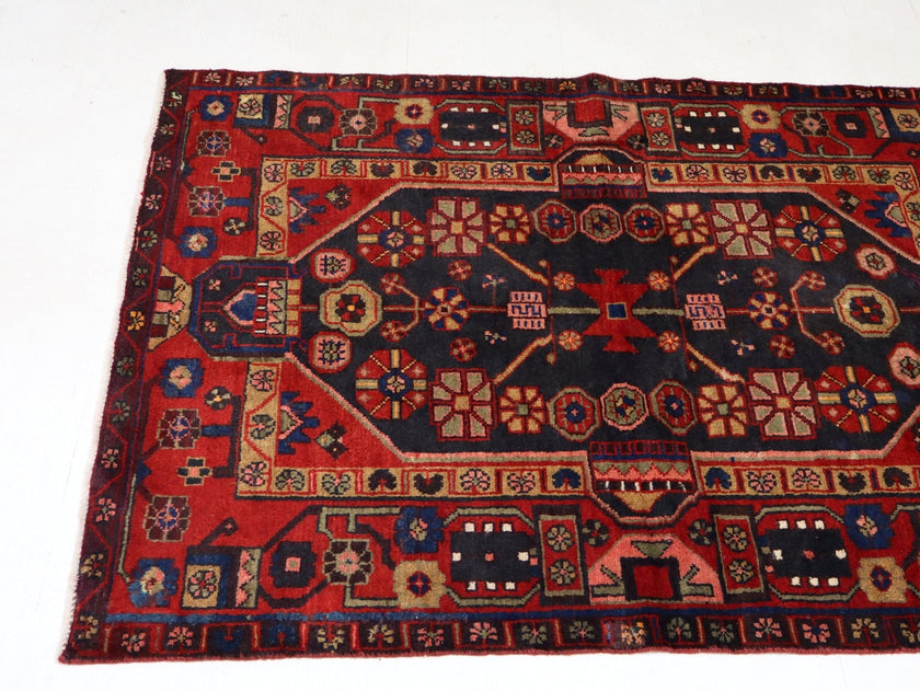 Persian Hamadan Rug | 3' 9” x 5' 3