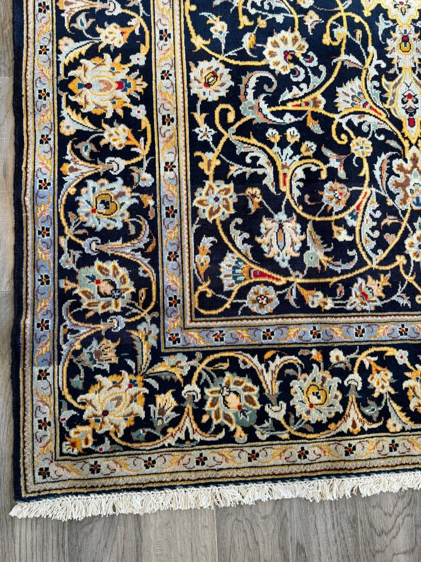 Persian Kashan Rug | 4' 10