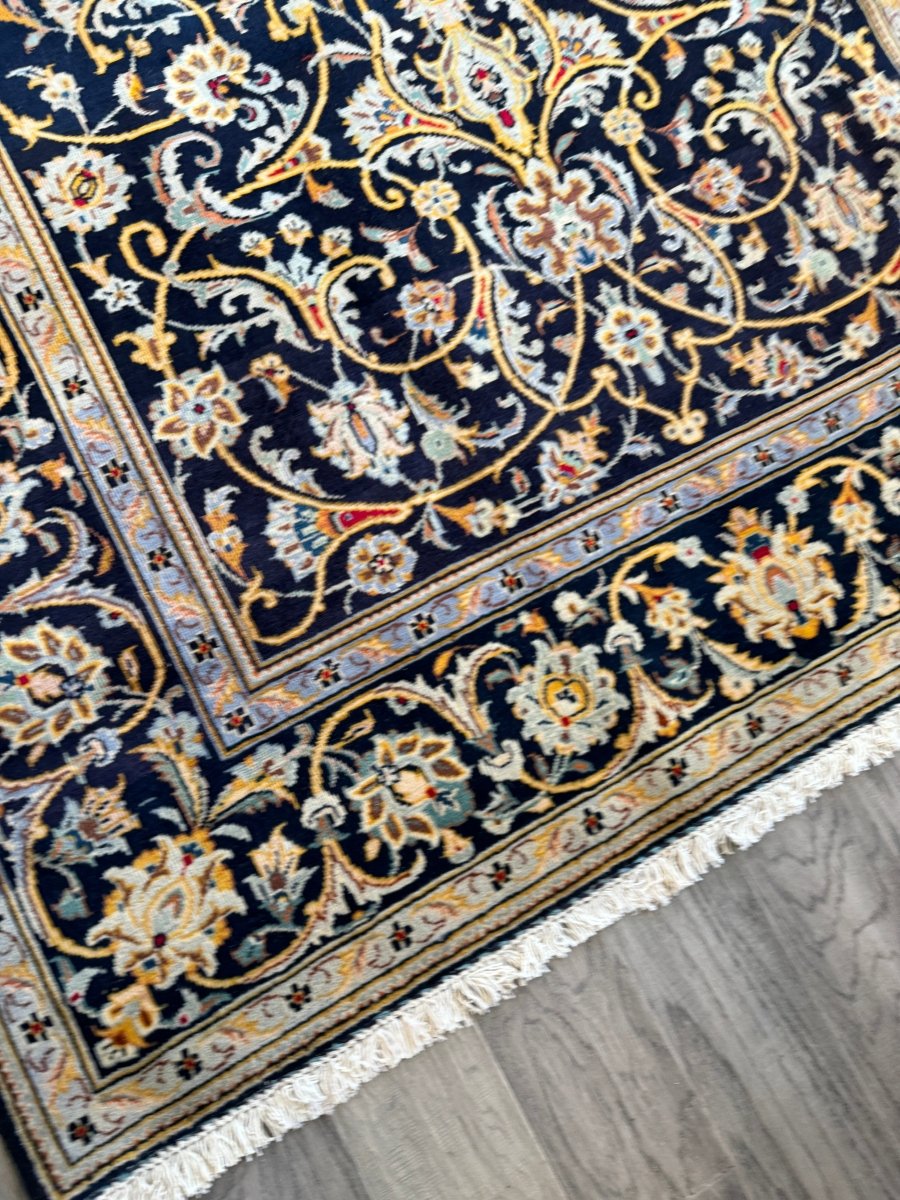Persian Kashan Rug | 4' 10