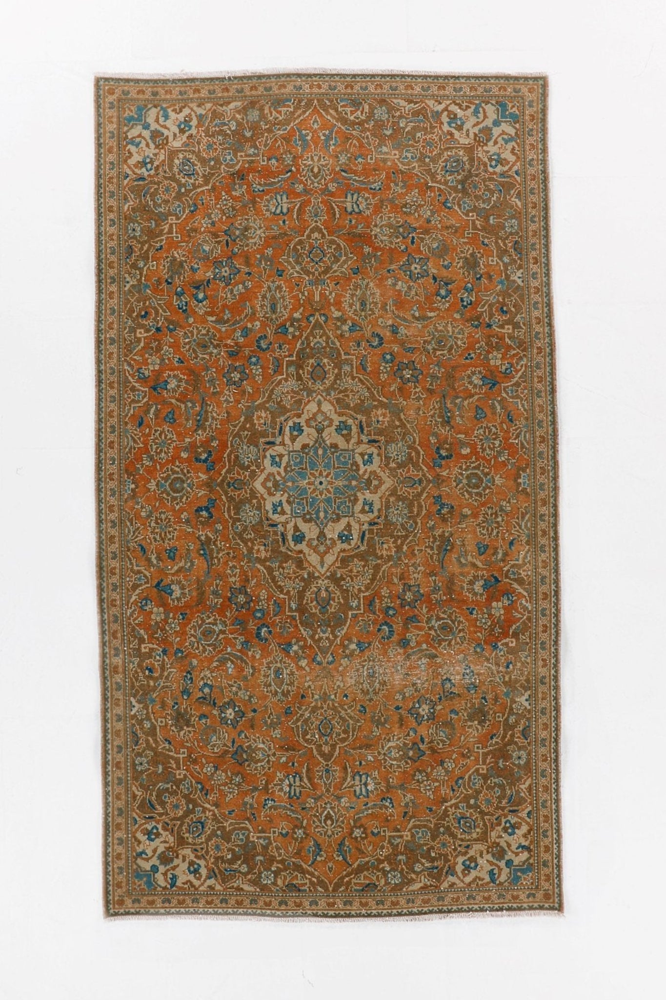 Persian Kashan Rug | 4' 3