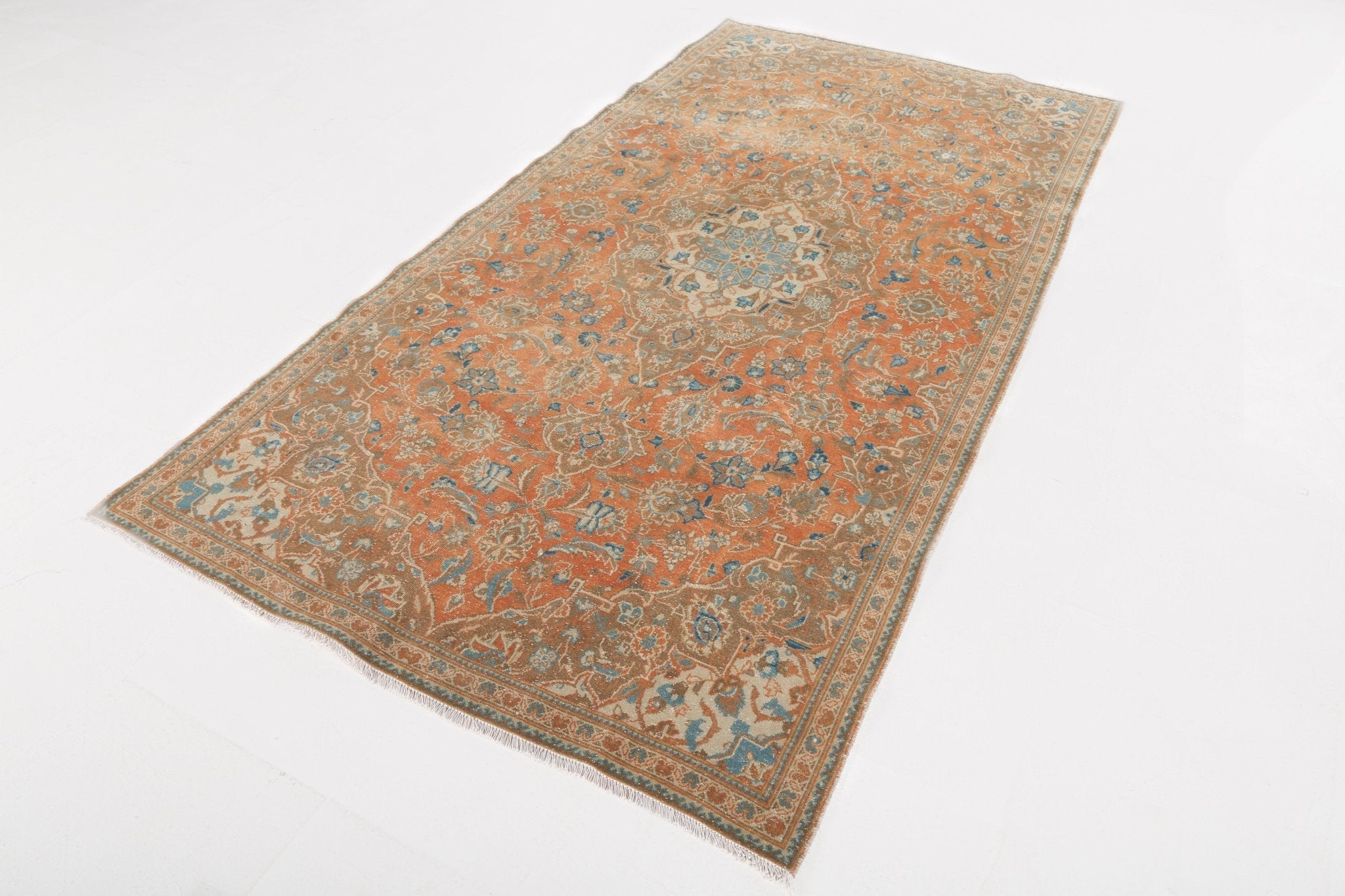 Persian Kashan Rug | 4' 3