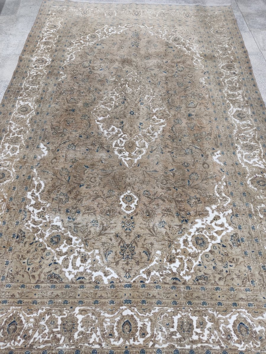 Persian Kashan Vintage Rug | 8' 1