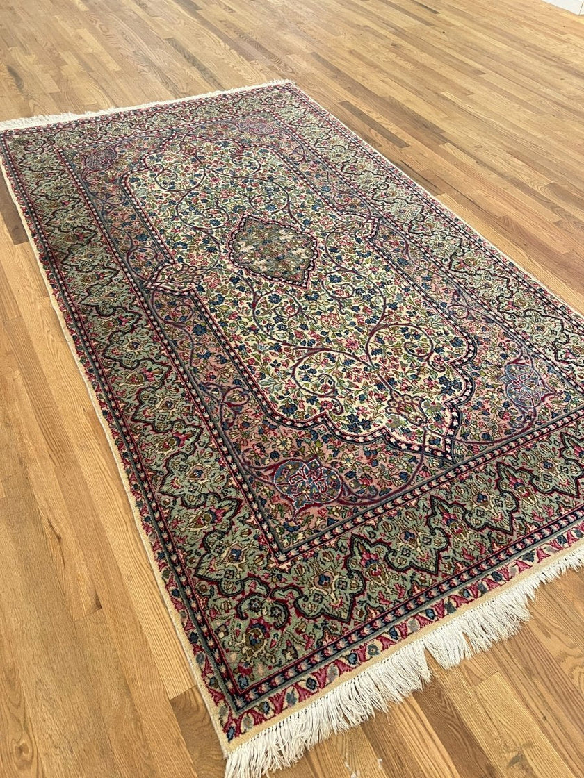 Persian Kerman Rug | 4' 9
