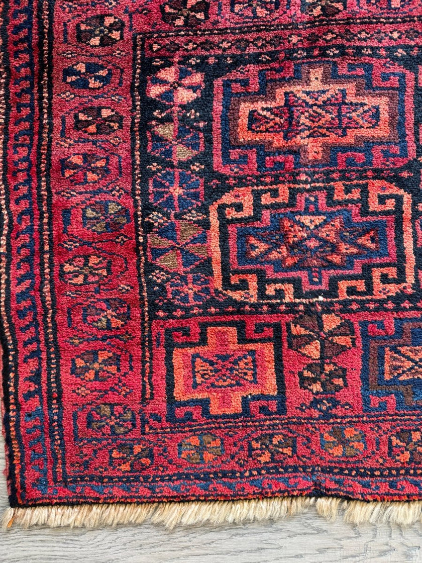 Persian Lori Rug | 2' 5