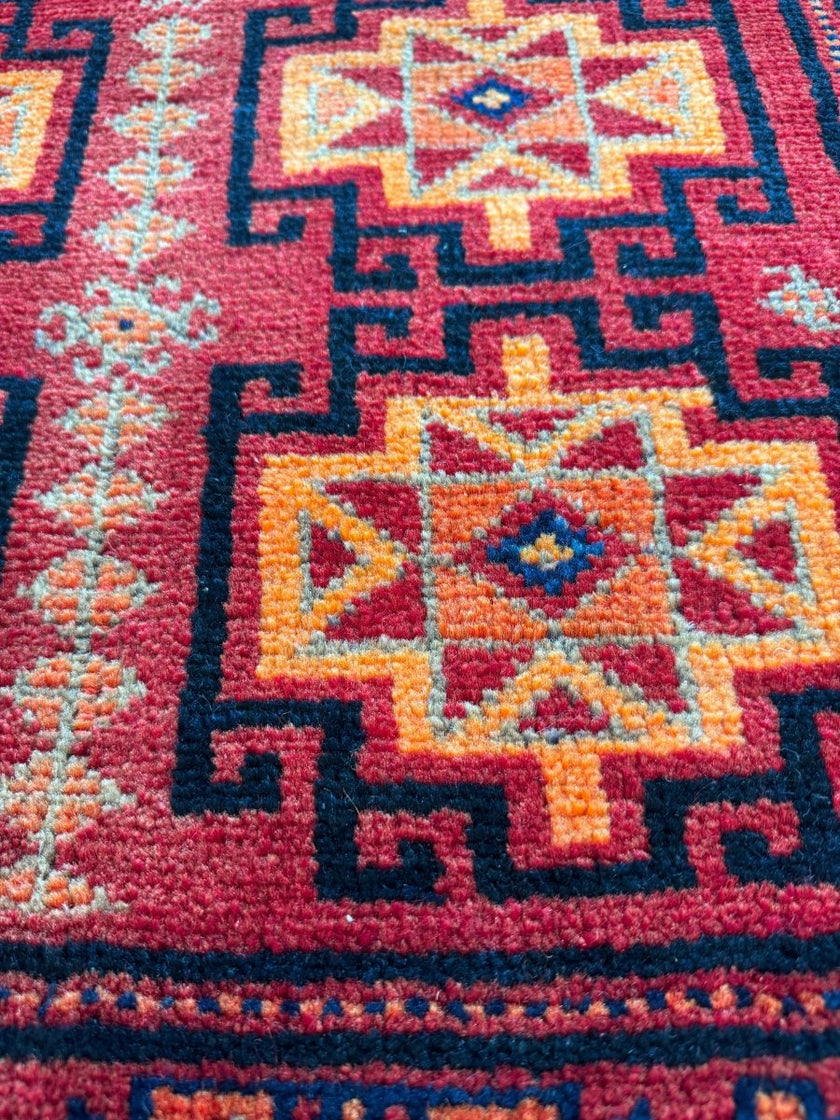 Persian Lori Rug | 2' 7