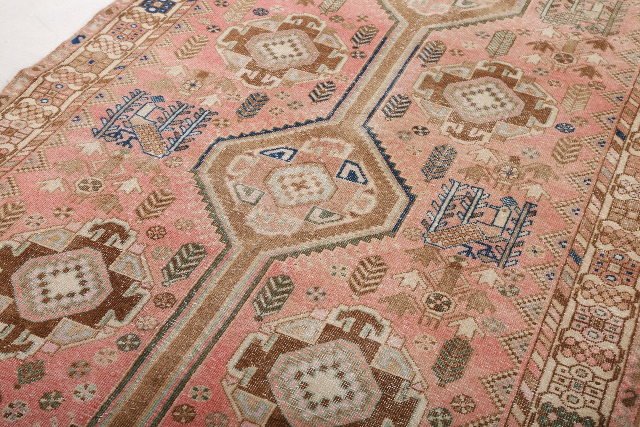 Persian Mahal Rug | 4' 9