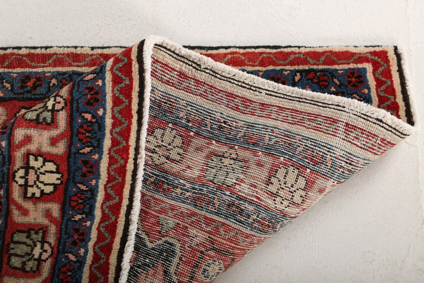 Persian Mahal Runner Rug | 3' 9