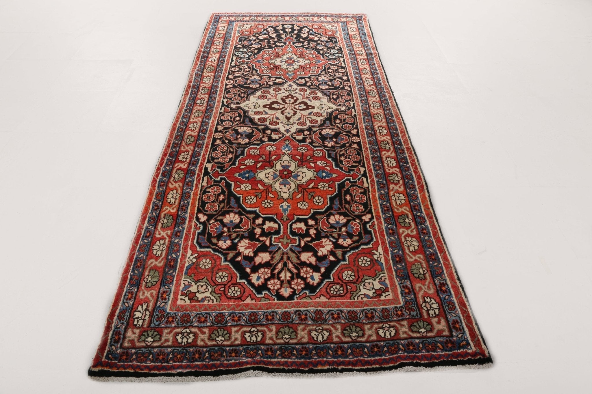 Persian Mahal Runner Rug | 3' 9