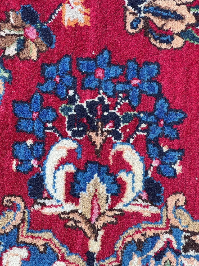 Persian Mashad Rug | 7' 10