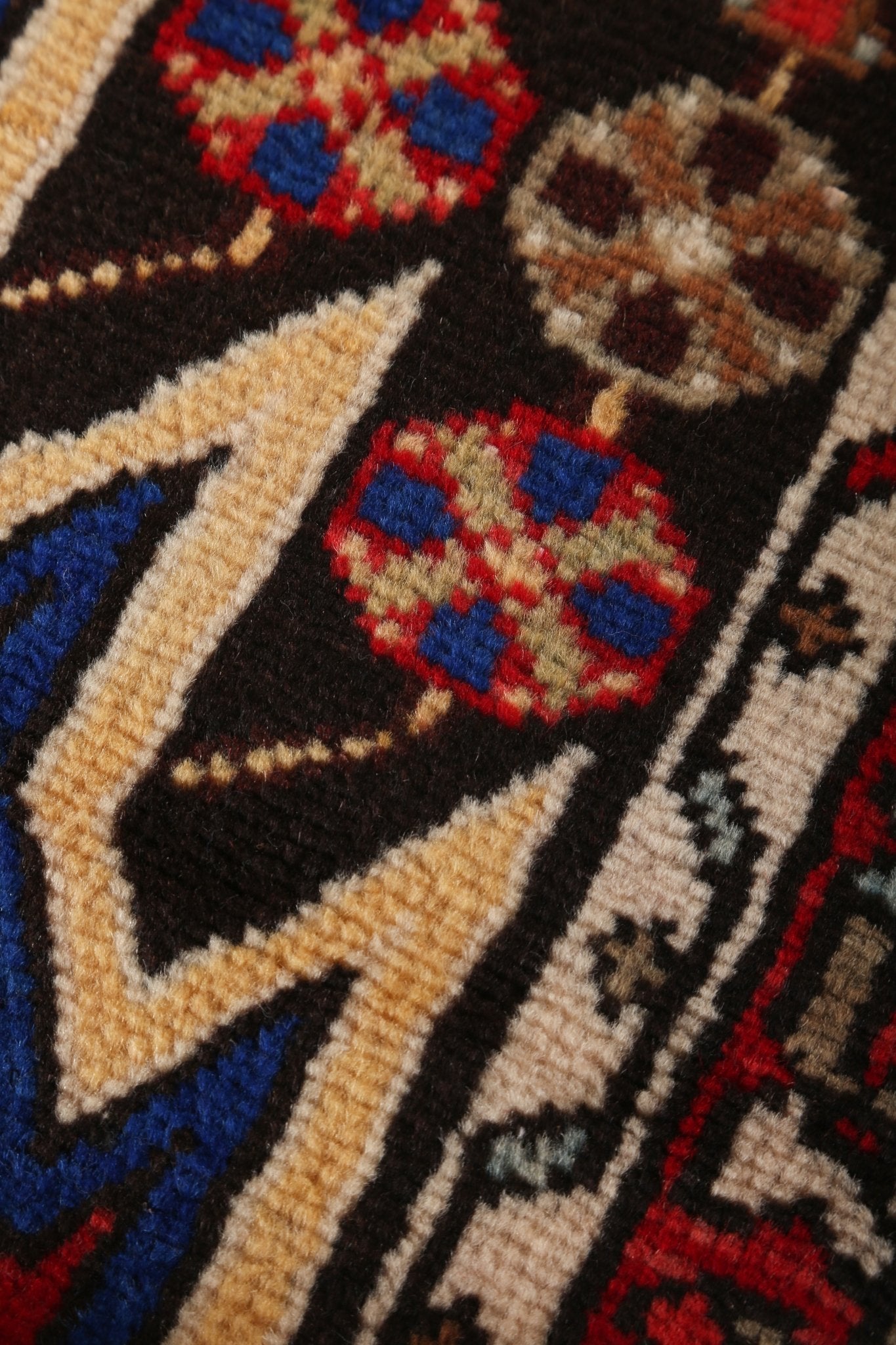 Persian Mazlaghan Rug | 2' 7