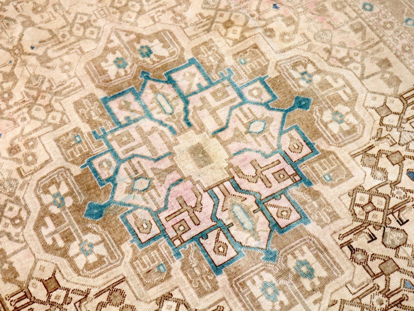 Persian Nahavand Rug | 5' 1” x 9' 4