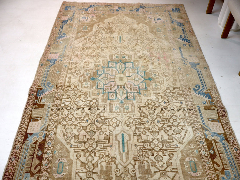 Persian Nahavand Rug | 5' 1” x 9' 4