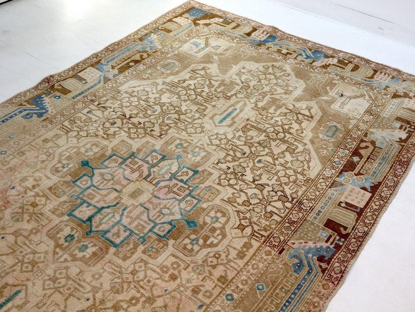 Persian Nahavand Rug | 5' 1” x 9' 4