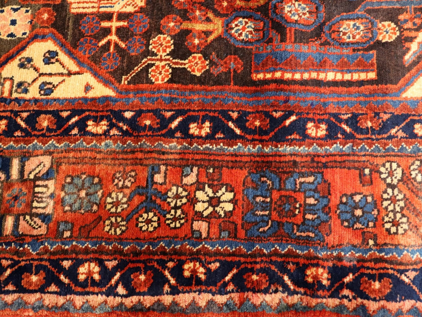 Persian Nahavand Rug | 5' 5” x 9' 7