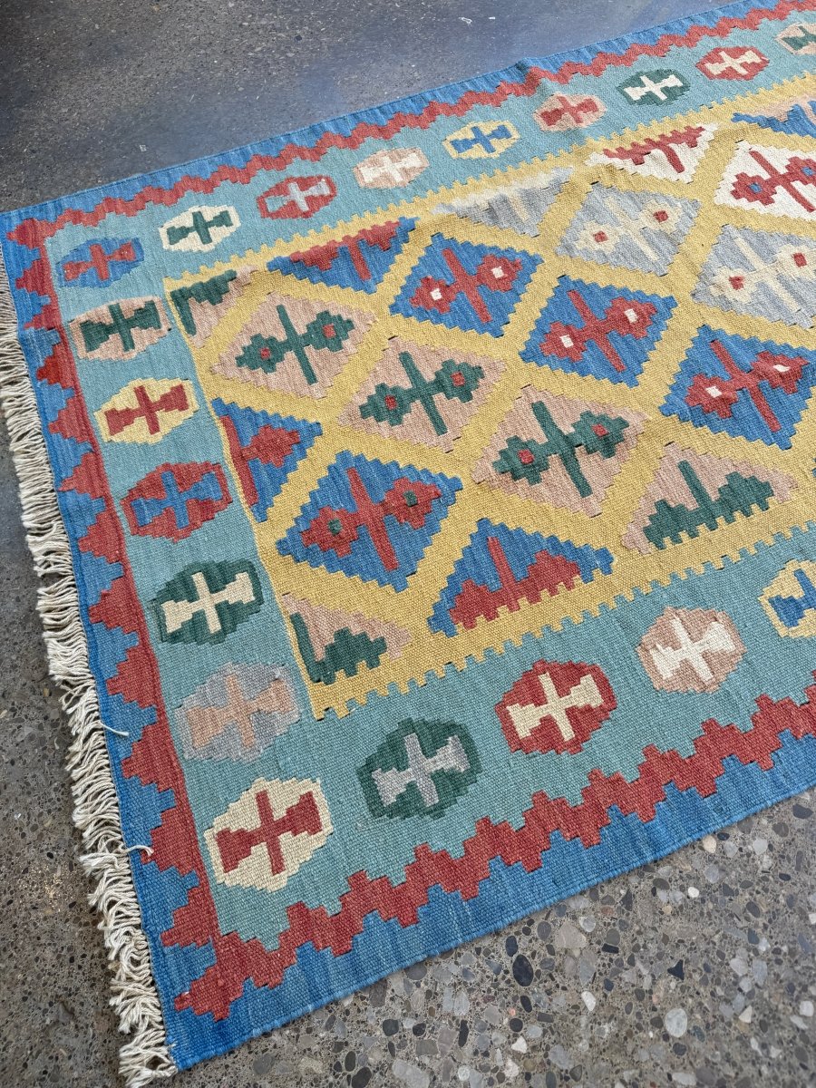 Persian Qashqai Kilim Rug | 3' 11