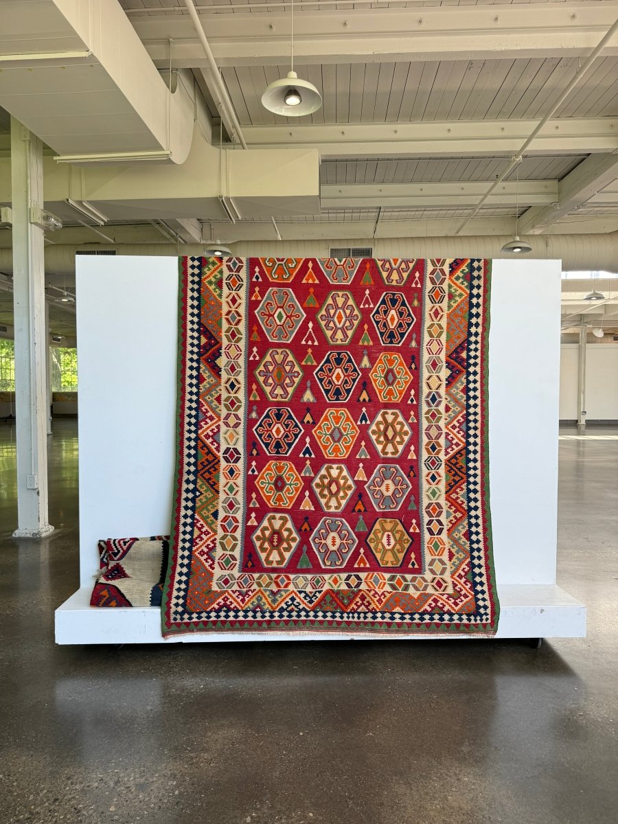 Persian Qashqai Kilim Rug |  5' 4