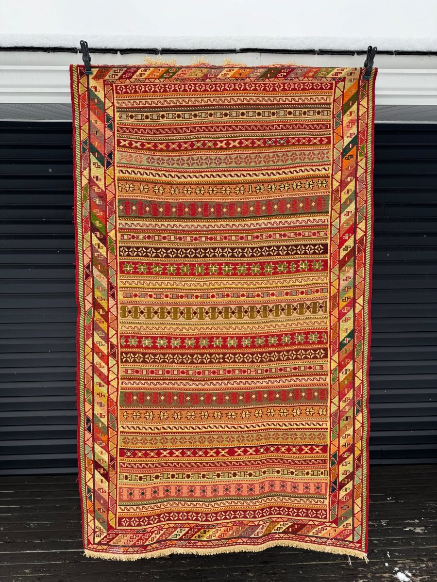 Persian Rah Rah Suzani Kilim | 4' x 6' 9
