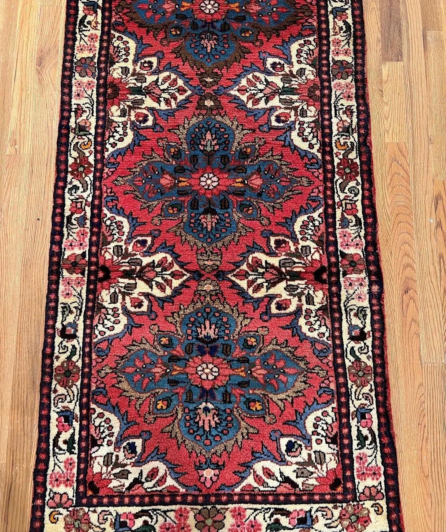 Persian Rudbar runner| 2’8”x11’1’