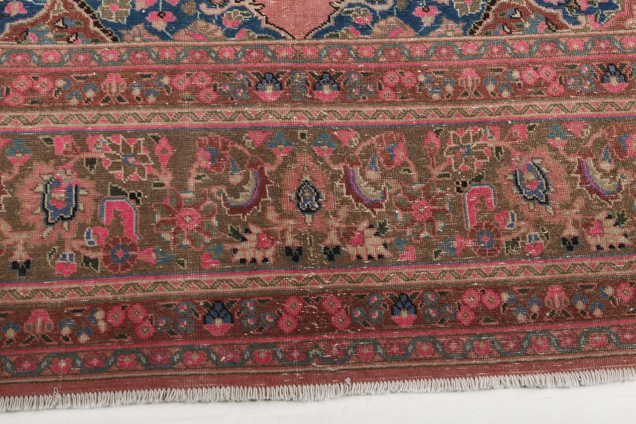 Persian Sabzevar Rug | 9' 6