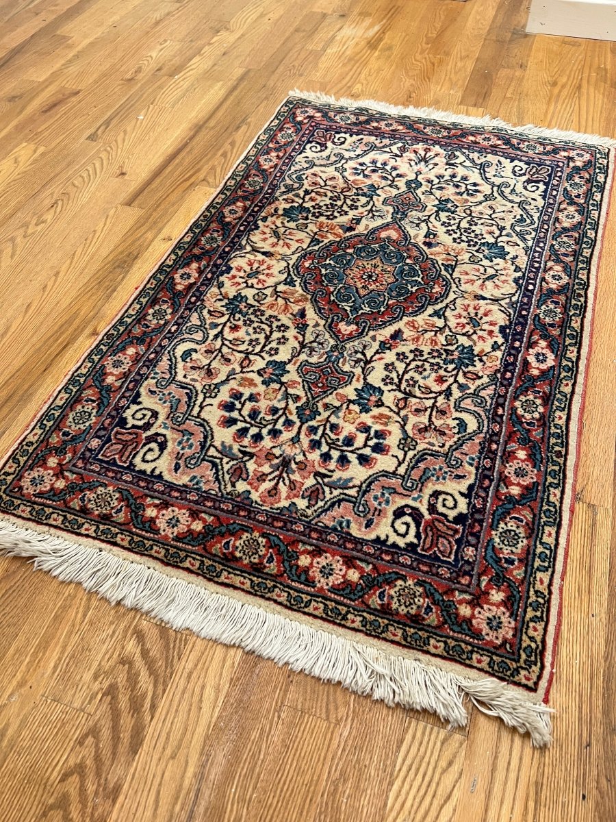 Persian Sarouk Rug | 2' 3