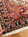 Persian Sarouk Rug | 2' 9