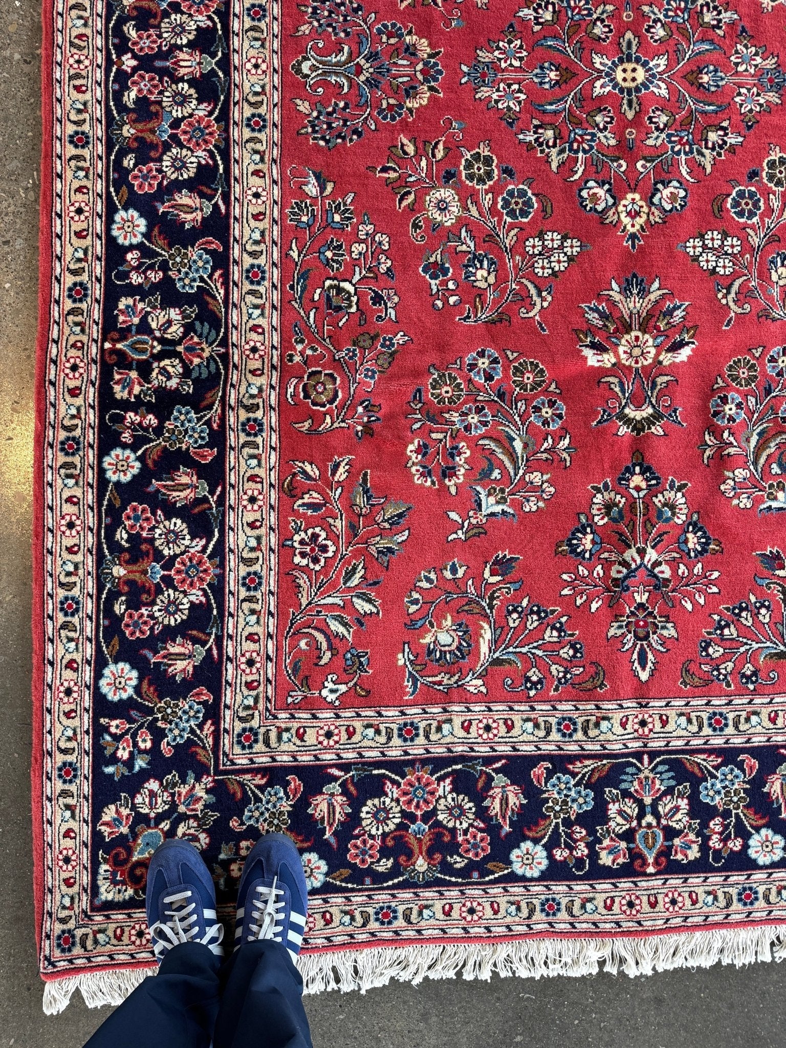Persian Sarouk Rug | 6' 11
