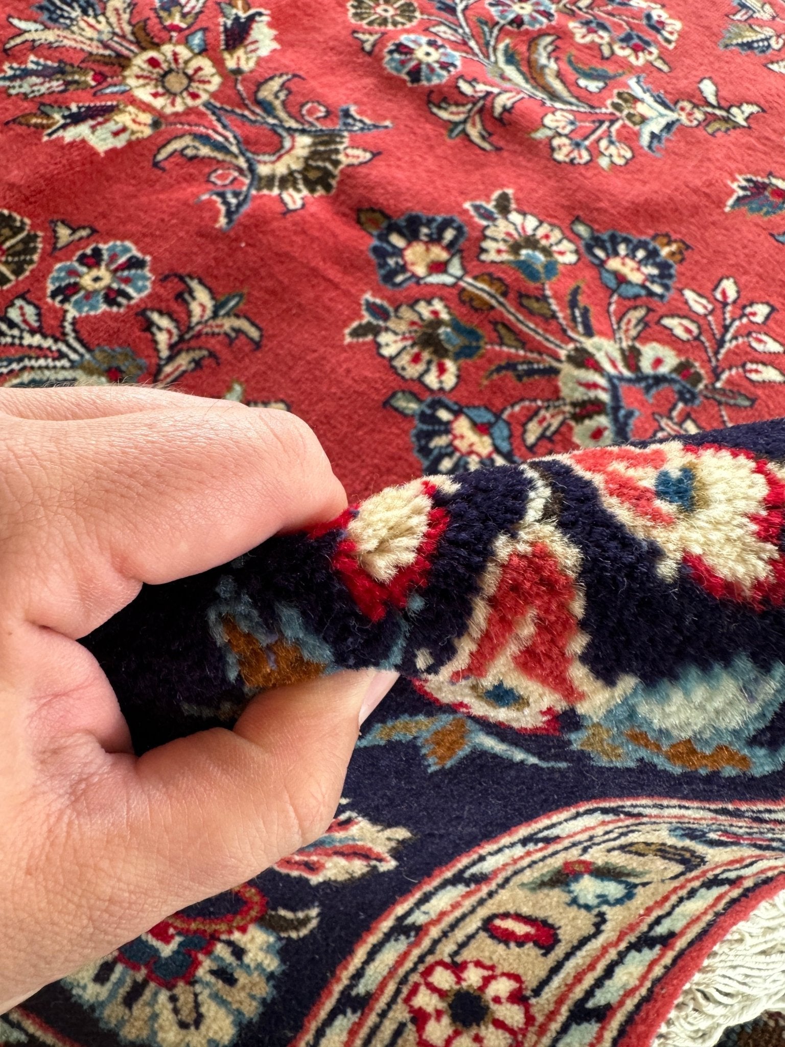 Persian Sarouk Rug | 6' 11