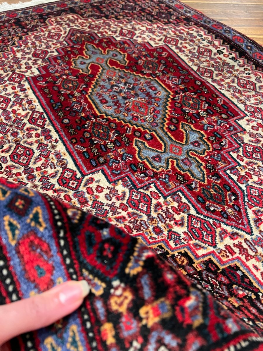 Persian Senneh Rug | 2' 4