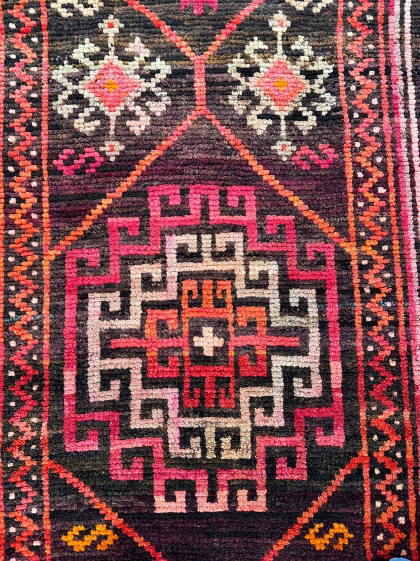 Persian Shahrebabak Runner Rug | 2' 8
