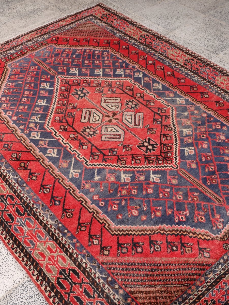 Persian Shahreh-Babak Rug | 5' 5” x 7' 3