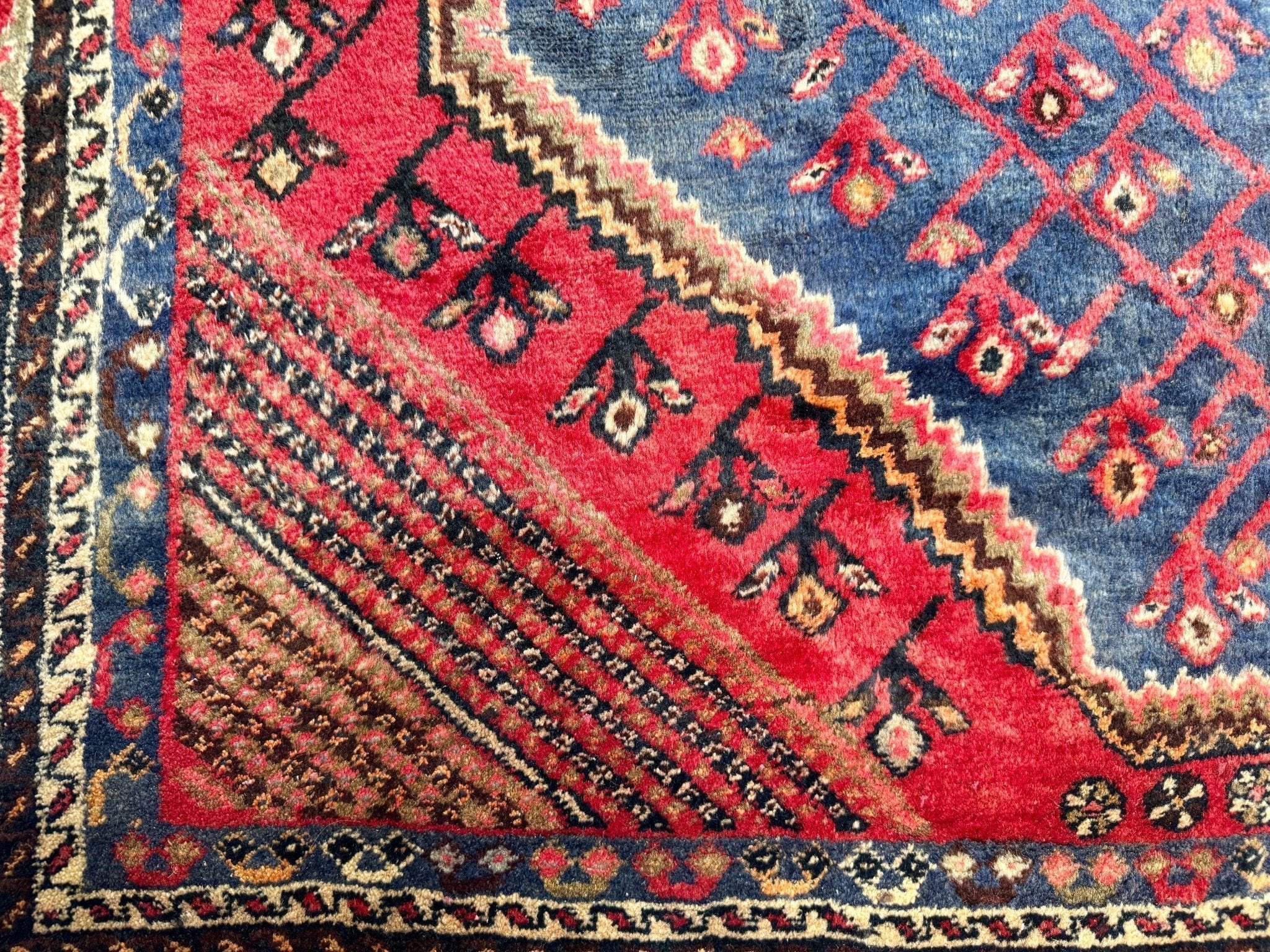 Persian Shahreh-Babak Rug | 5' 5” x 7' 3