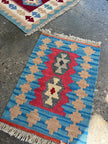 Persian Shiraz Kilim Rug | 1' 5