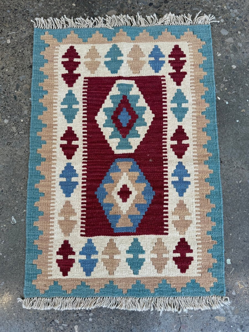 Persian Shiraz Kilim Rug | 2' x 2' 11