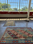 Persian Shiraz Kilim Rug | 5' 3