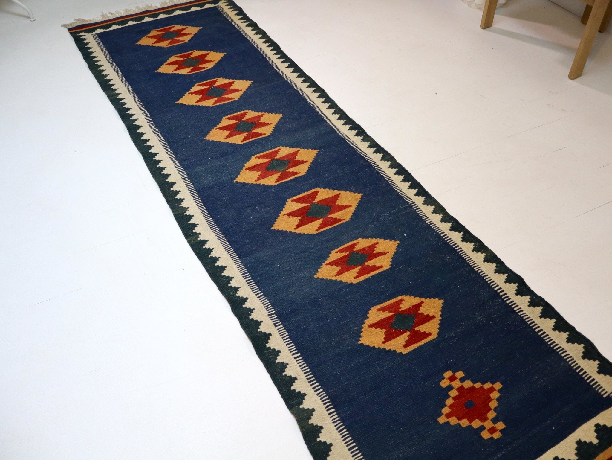 Persian Shiraz kilim Runner |  2' 8