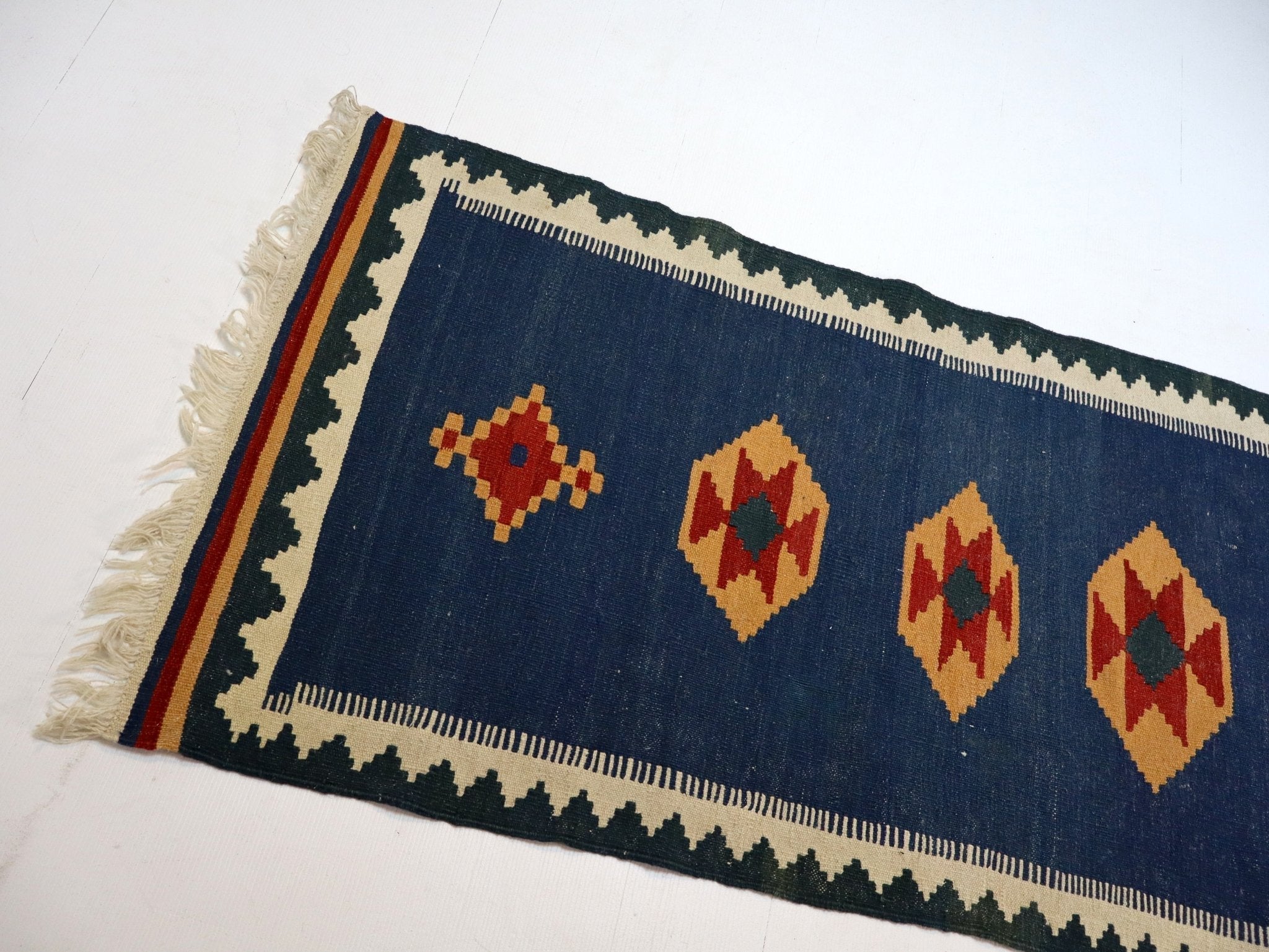 Persian Shiraz kilim Runner |  2' 8