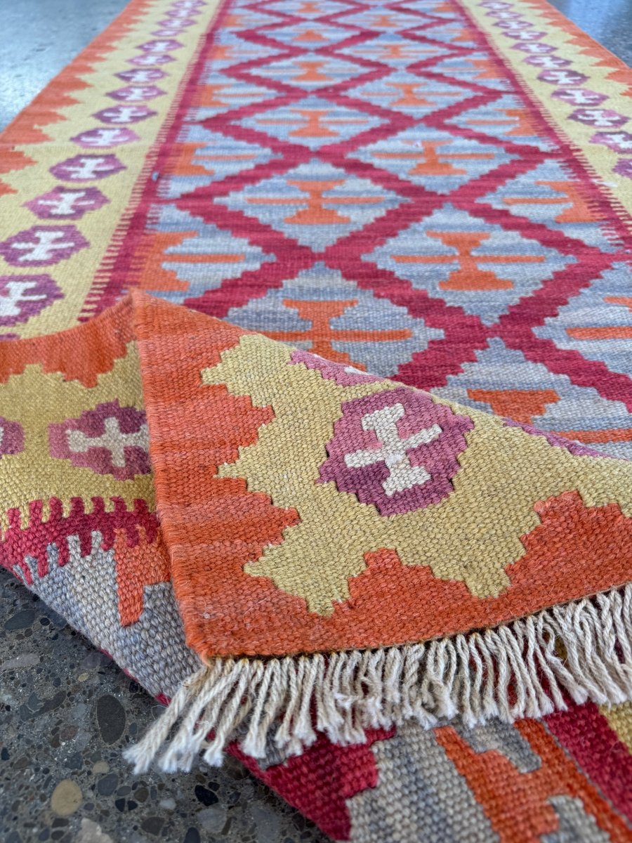 Persian Shiraz Kilim Runner Rug | 2' 9