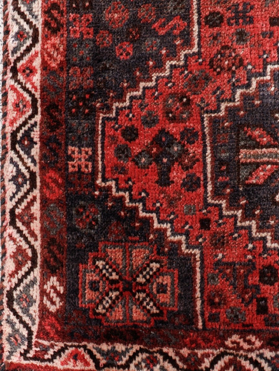 Persian Shiraz Rug | 3' 5” x 5' 3